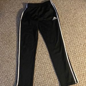 Adidas girls size large 14/16 athletic pants like new in black